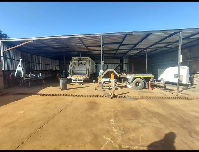 12,140M² WORKSHOP FOR SALE IN BREDELL